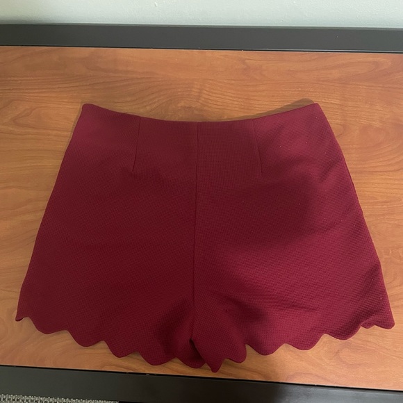 Maroon shorts - Picture 2 of 5